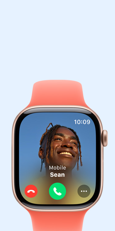 Apple Watch Series 10 dengan panggilan masuk.