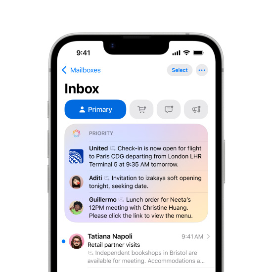 En iPhone 16e-skjerm som delvis vises, med Prioriterte meldinger i Mail.
