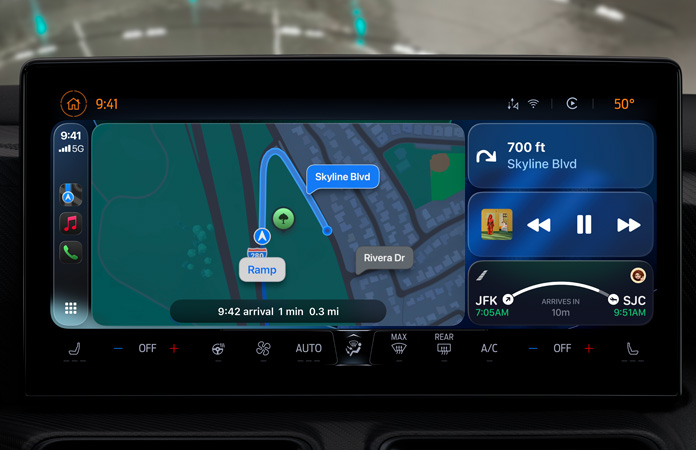 CarPlay in einem Fahrzeug, das neue Design wird hervorgehoben