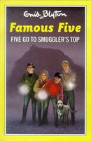 englisches Buchcover: "Five go to Smuggler´s top"