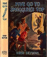 englisches Buchcover: "Five go to Smuggler´s top"
