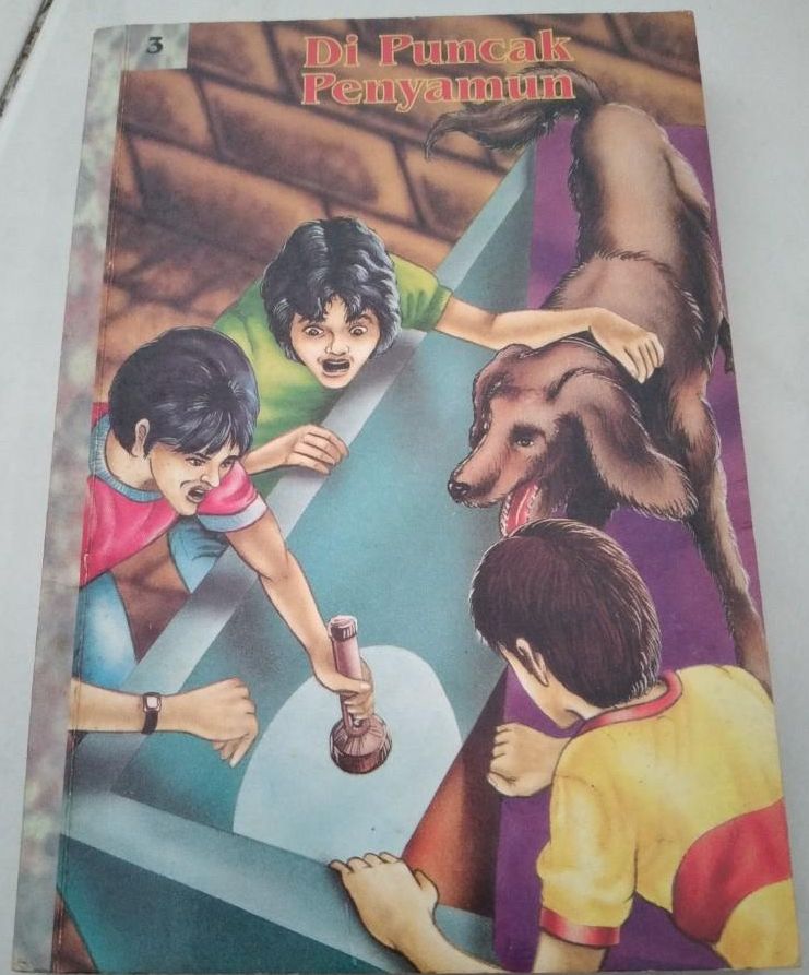 malaiisches Buchcover: "5 Sekawan: Di Puncak Penyamun"
