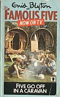 englisches Buchcover: "Five go off in a caravan"