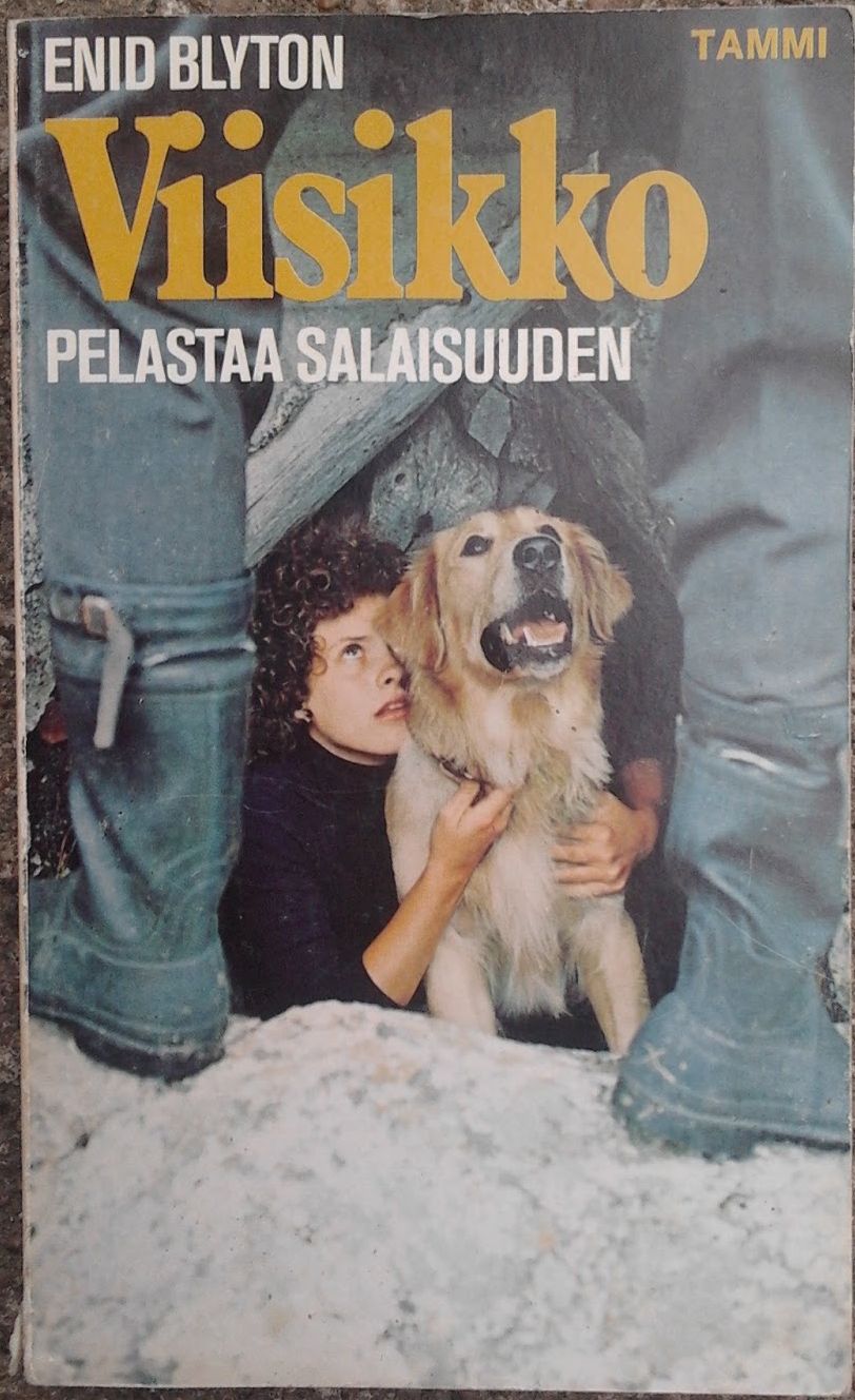 Finnish bookcover: "Viisikko pelastaa salaisuuden"