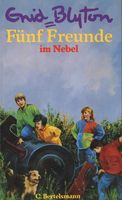 deutsches Buchcover: "Fünf Freunde im Nebel"