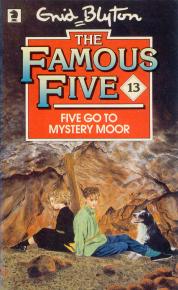 englisches Buchcover: "Five go to Mystery Moor"