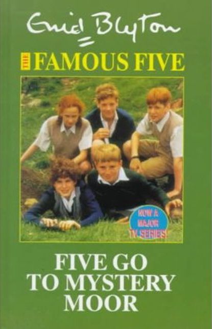 englisches Buchcover: "Five go to Mystery Moor"