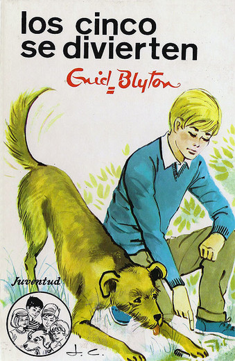 Spanish bookcover: "Los Cinco se divierten"