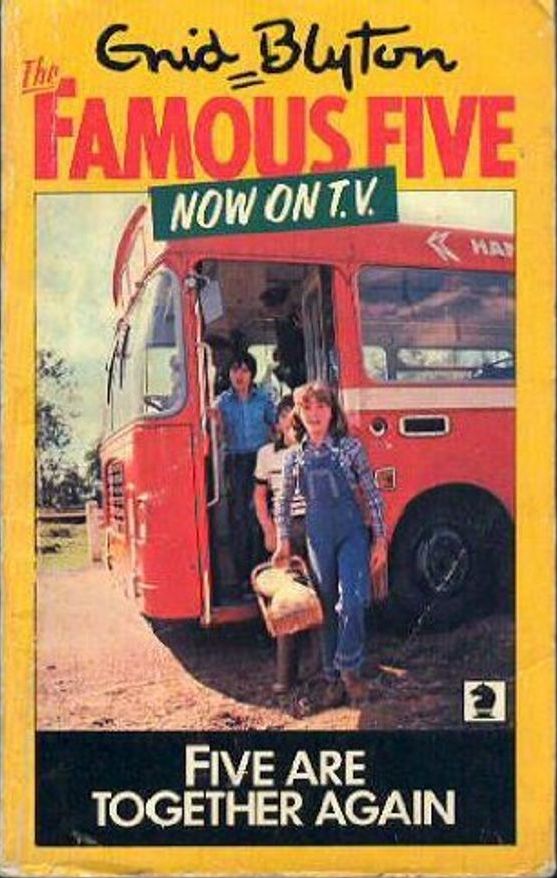 English bookcover: "Five are together again"