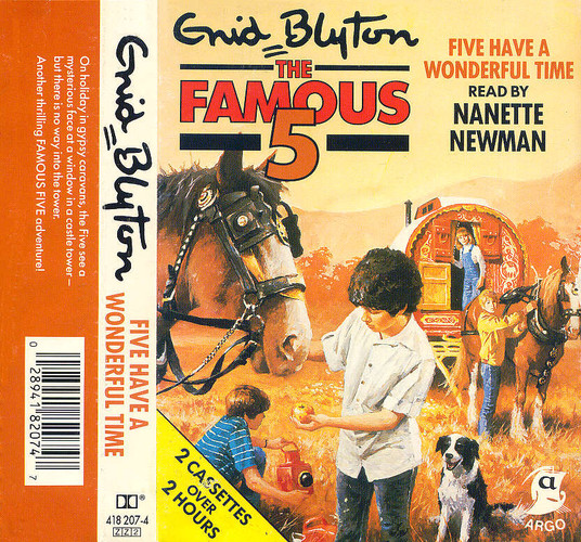 englisches Hörspielcover: "Five have a wonderful time"