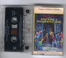 englisches Hörspielcover: "Five have a wonderful time"